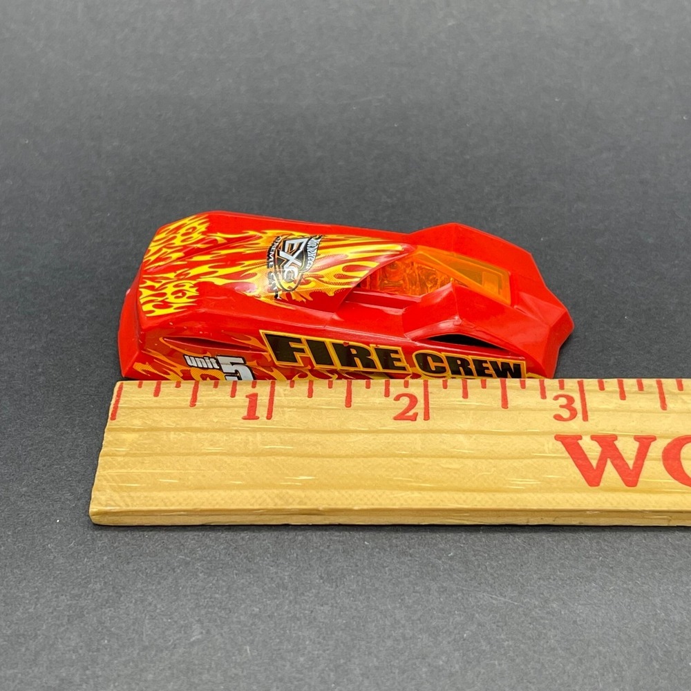 Hot Wheels Fire Crew Unit #5 Car Extreme City Red Flames Diecast 1/64 Loose - Picture 3 of 6